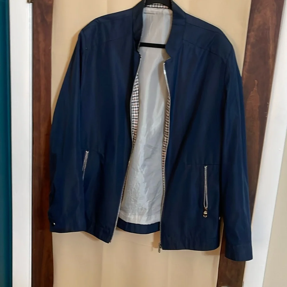 Light jacket - Picture 1 of 2